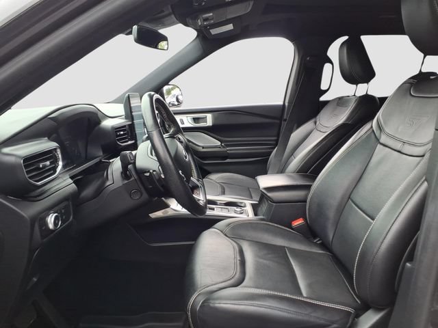 Used 2020 Ford Explorer ST w/ ST High-Performance Pack AWD/4WD image 12