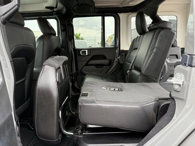 Used 2021 Jeep Wrangler Unlimited Sahara w/ Cold Weather Group image 39