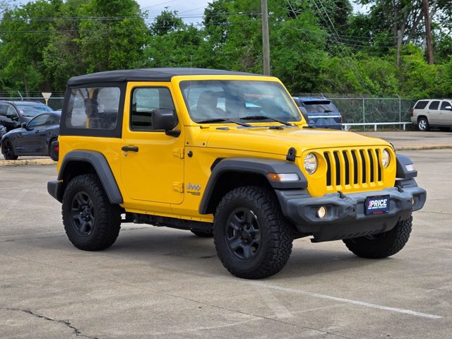 Used 2019 Jeep Wrangler Sport AWD/4WD image 3