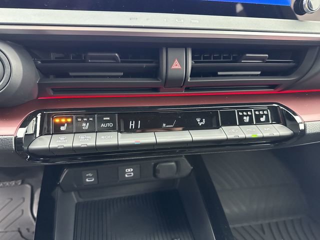 New 2026 Toyota Prius Plug-In Hybrid image 13