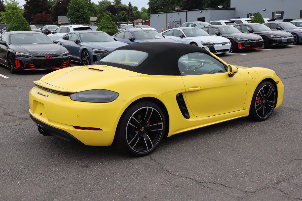 Used 2023 Porsche 718 Boxster S RWD image 6