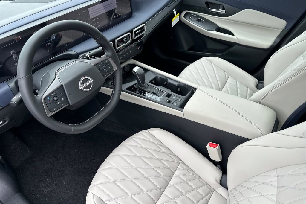 New 2026 Nissan Sentra SL w/ Floor Mat Package image 10