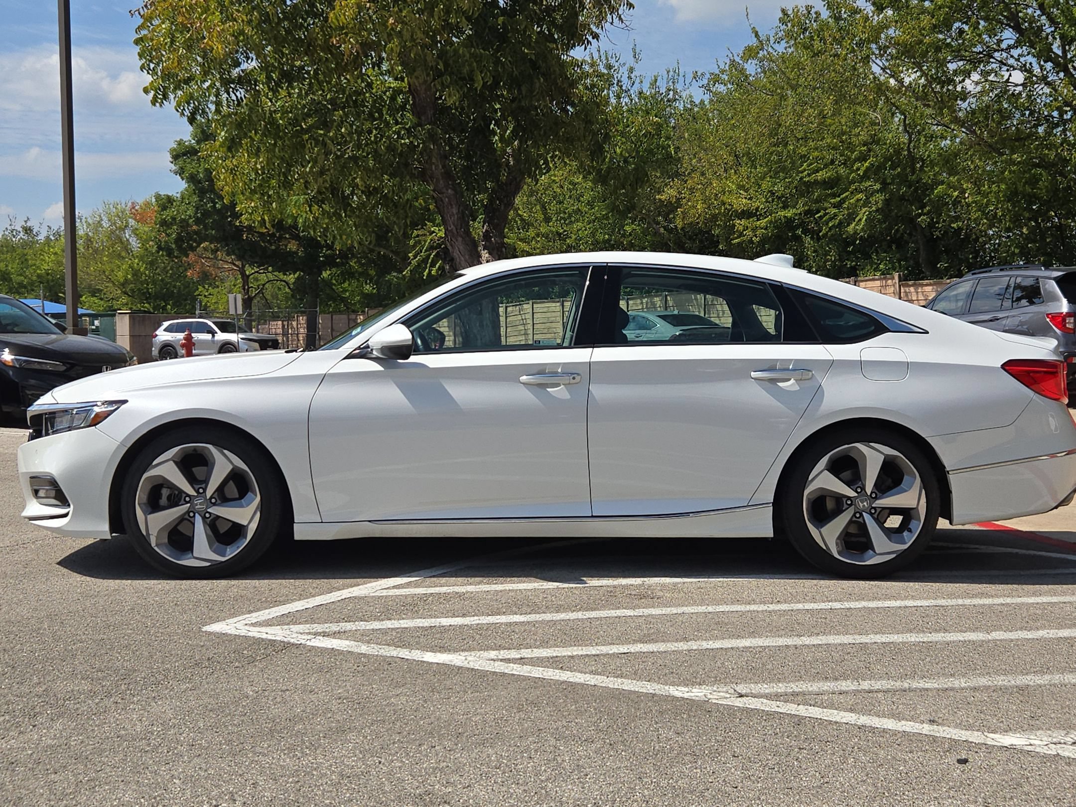 Certified 2020 Honda Accord Touring image 6