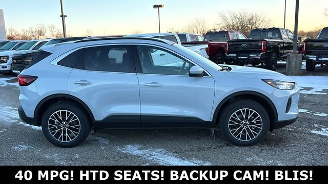 New 2026 Ford Escape SE FWD image 29