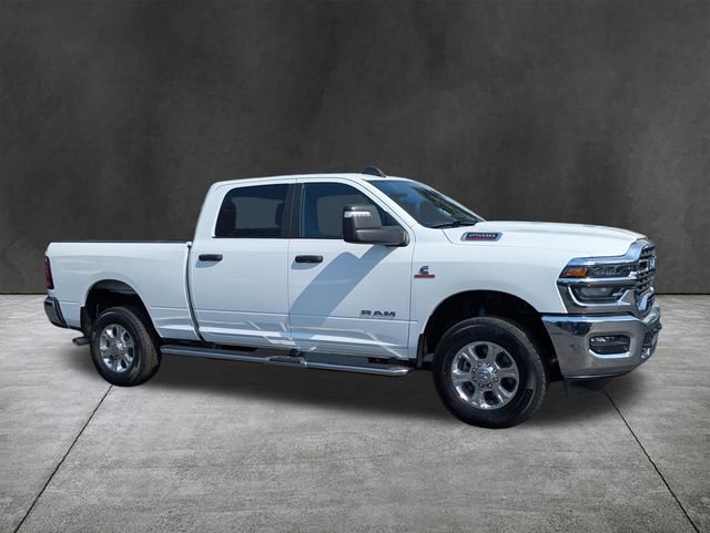 Used 2025 RAM 2500 Big Horn AWD/4WD image 2