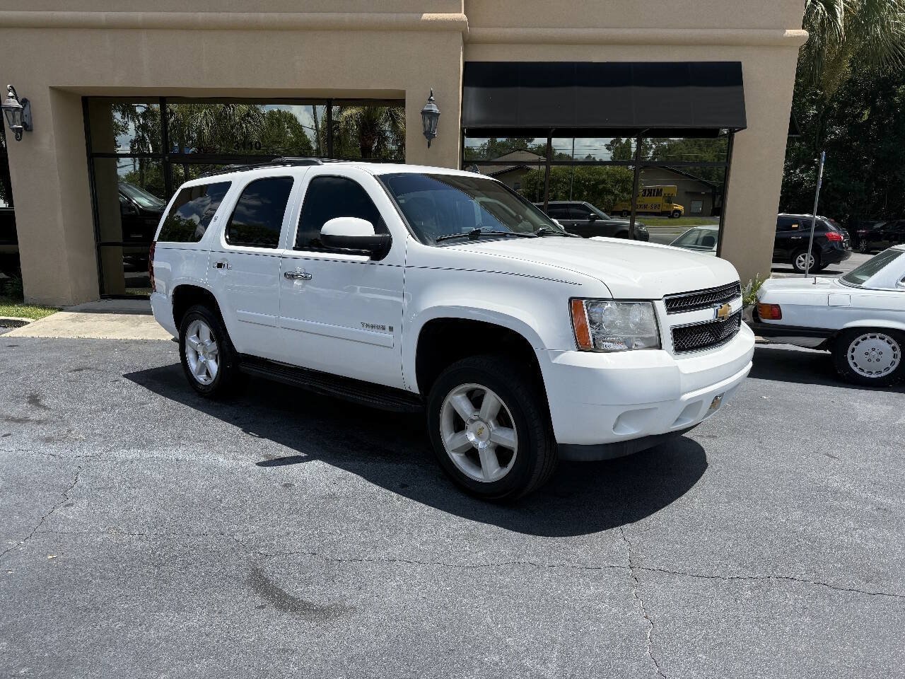 Used 2008 Chevrolet Tahoe LT w/ LT Preferred Equipment Group RWD image 2