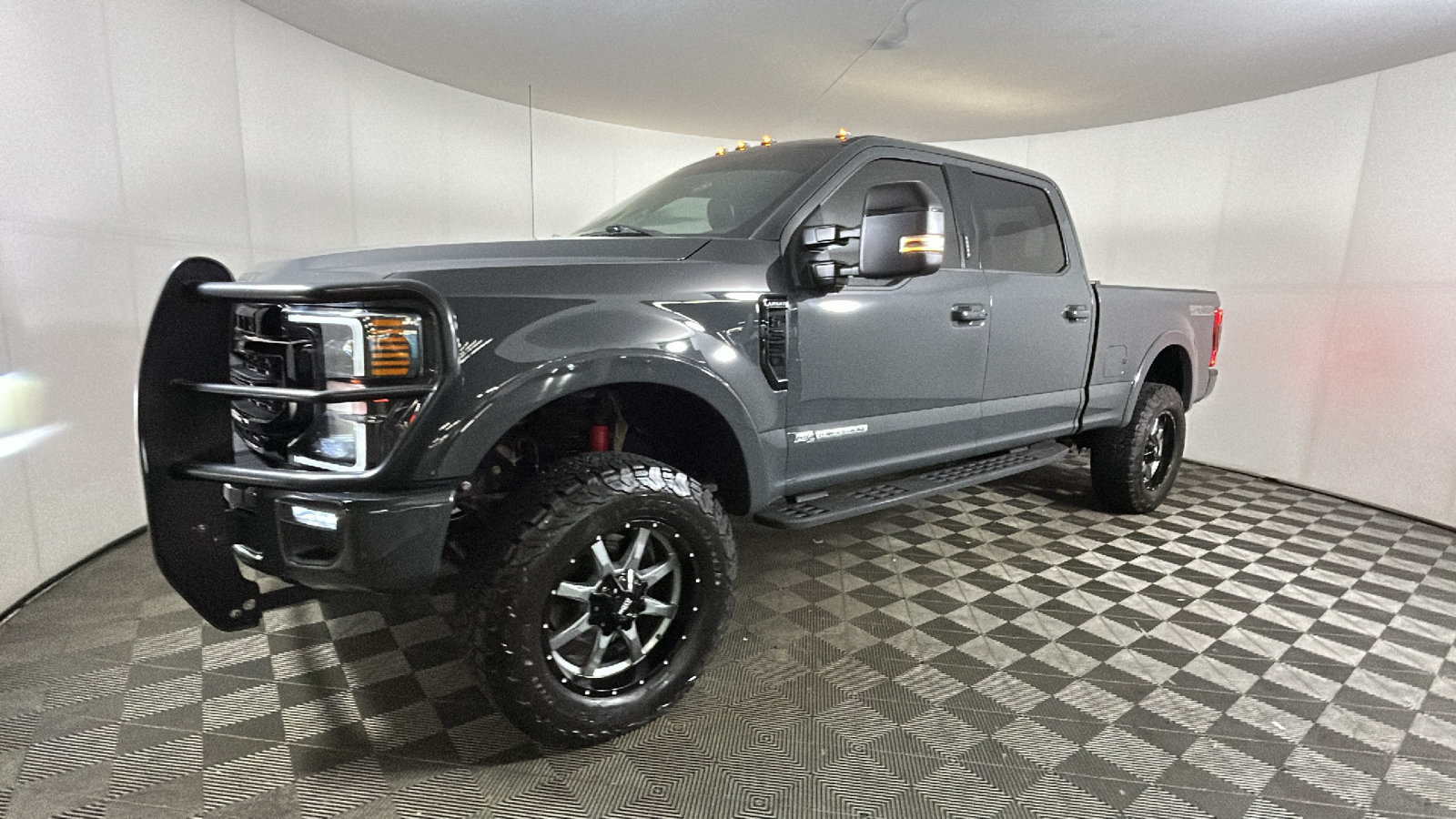 Used 2021 Ford F350 Lariat AWD/4WD image 8
