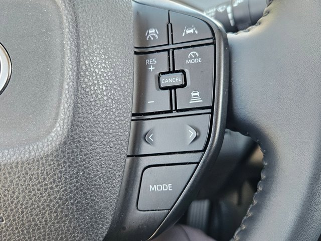 Used 2025 Toyota Prius LE image 21