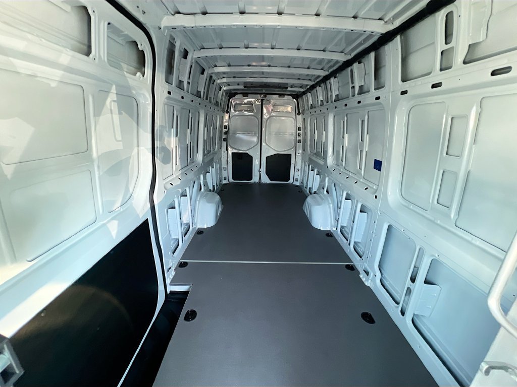 New 2026 Mercedes-Benz Sprinter 2500 image 22