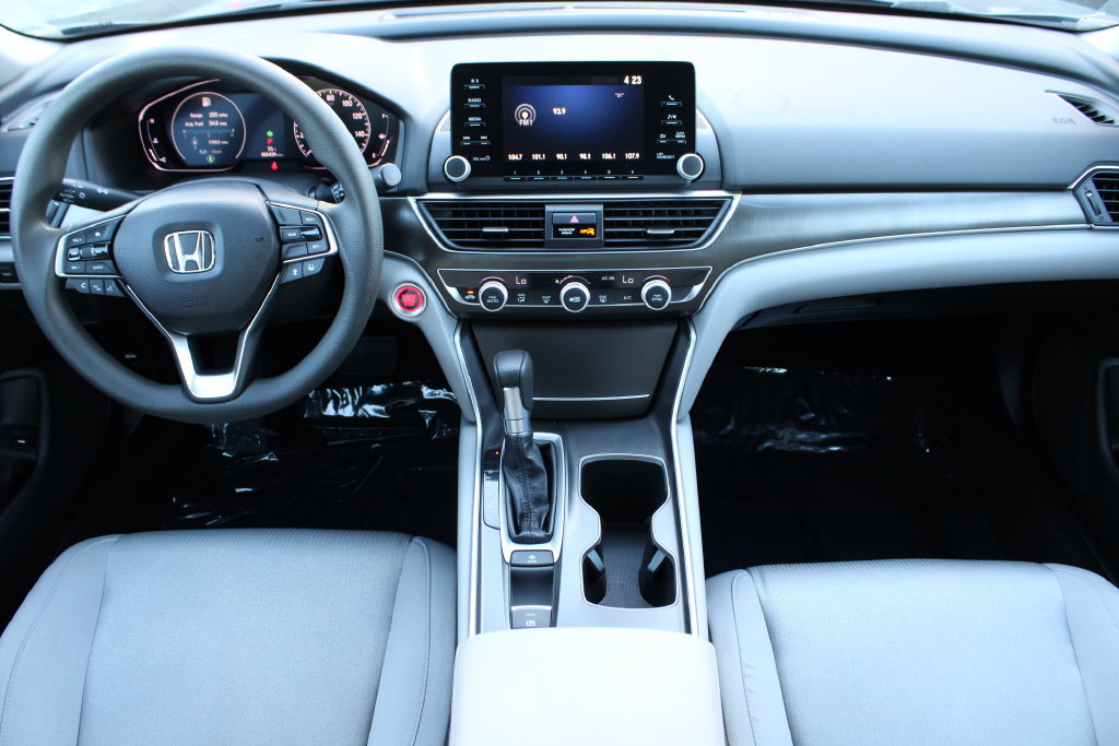 Used 2018 Honda Accord LX image 16