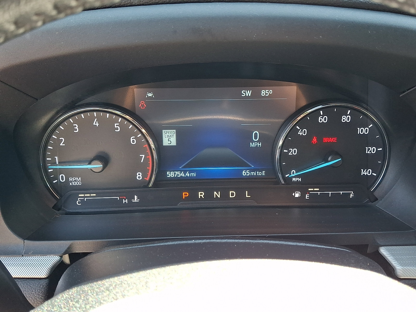 Used 2022 Ford Explorer XLT w/ Equipment Group 202A AWD/4WD image 23