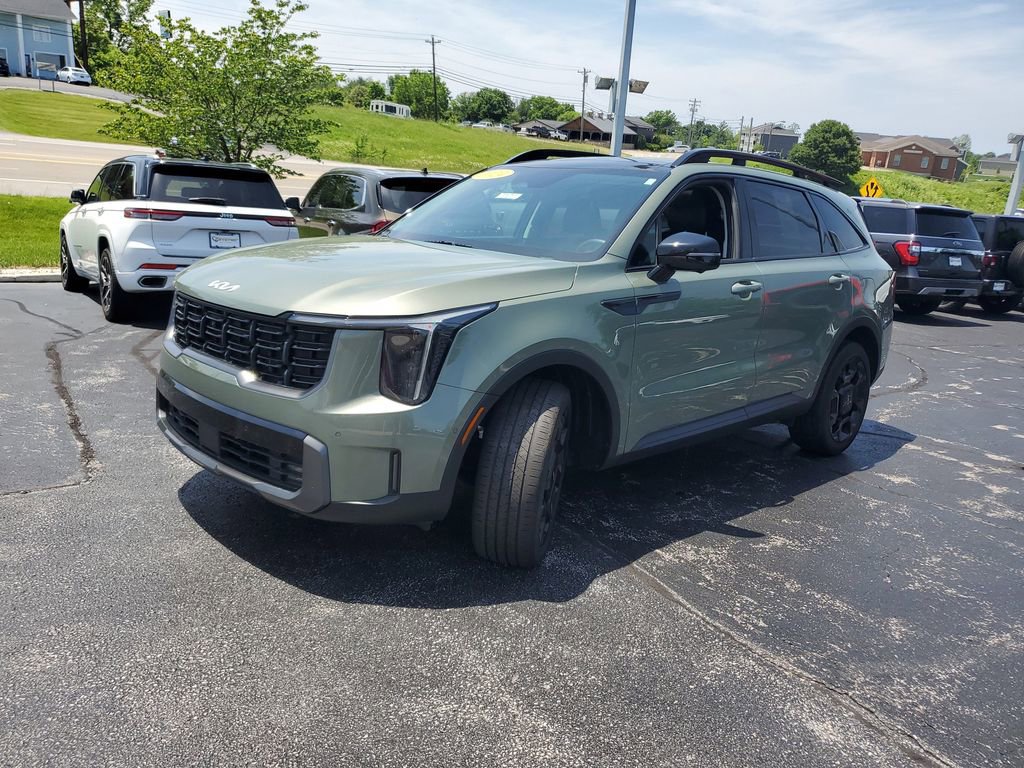 Used 2024 Kia Sorento SX AWD/4WD image 2