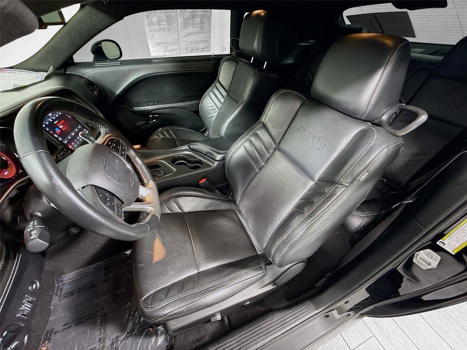 Used 2023 Dodge Challenger SRT Hellcat image 2