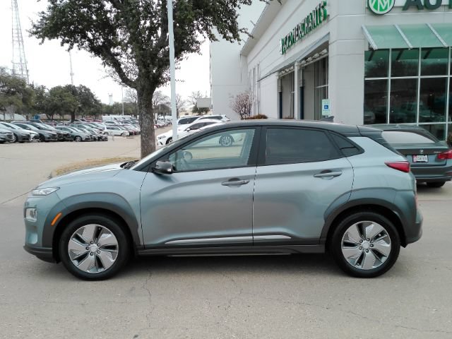 Used 2021 Hyundai Kona SEL w/ Cargo Package FWD image 12