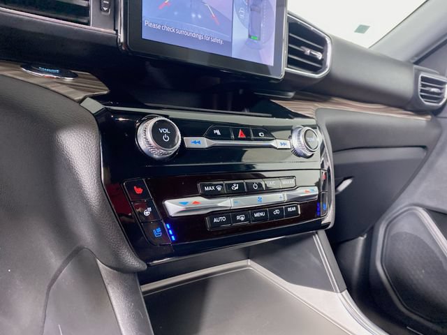 Used 2022 Ford Explorer Limited w/ Hybrid Equipment Group 310A AWD/4WD image 9