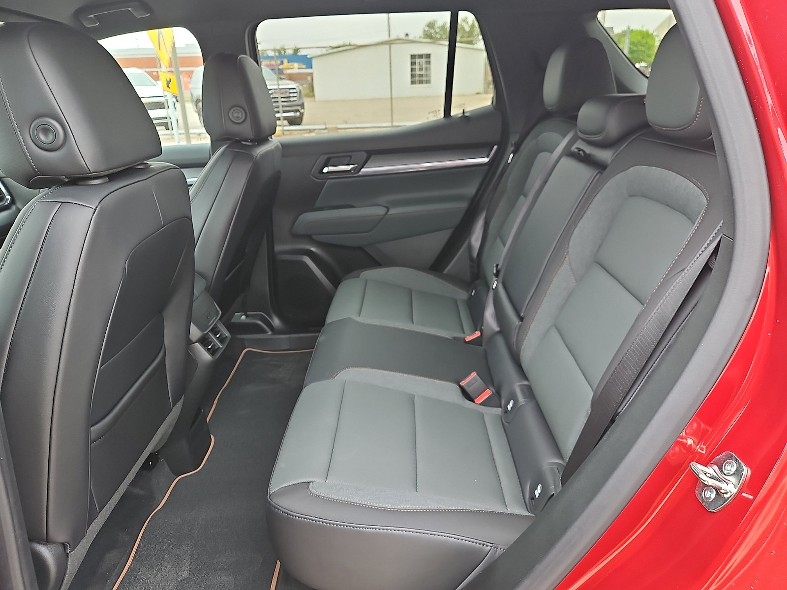 New 2026 GMC Terrain AT4 AWD/4WD image 11