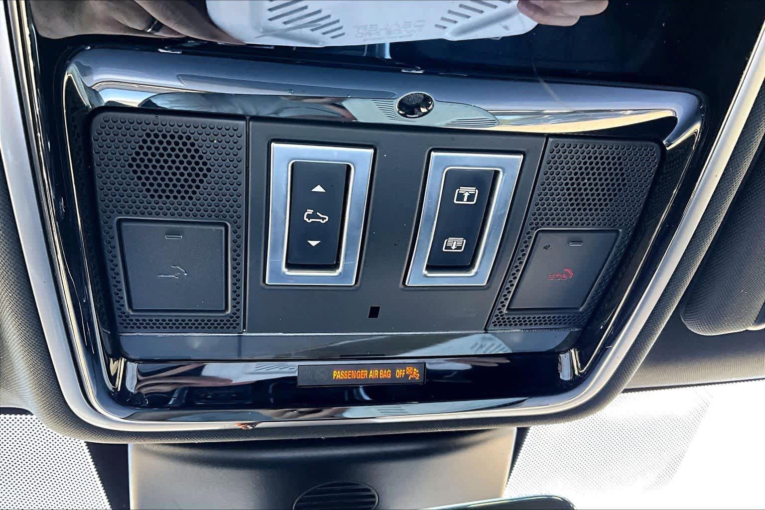 Used 2020 Land Rover Range Rover Sport HSE AWD/4WD image 35