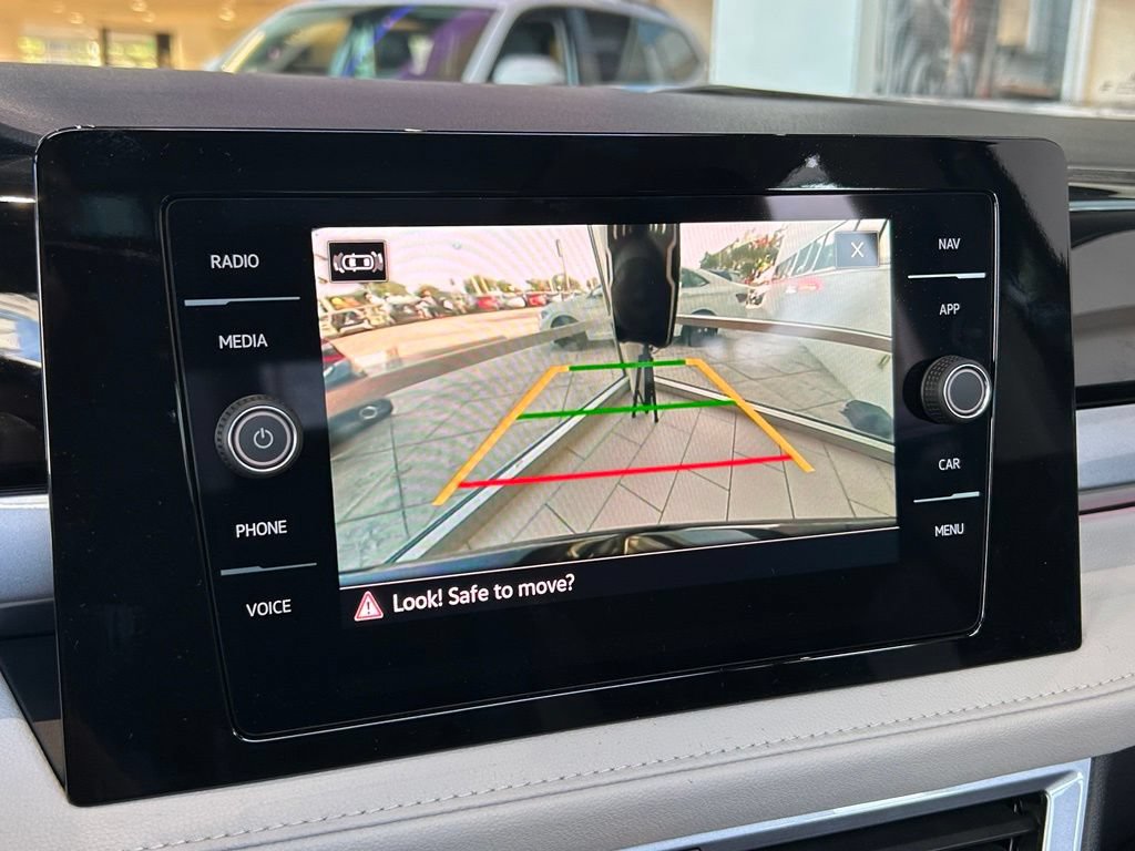 New 2026 Volkswagen Taos SEL AWD/4WD image 21