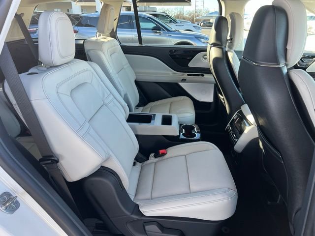 New 2026 Lincoln Aviator Reserve w/ Luxury Package image 18
