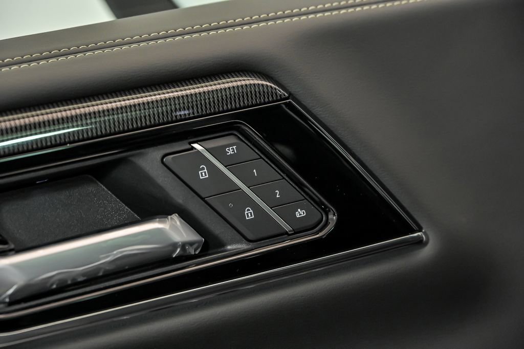 New 2026 GMC Yukon XL Elevation w/ Elevation Premium Package AWD/4WD image 6