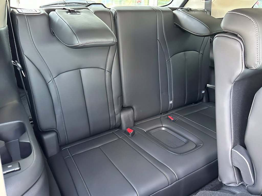 New 2027 INFINITI QX60 Luxe w/ Cargo Package FWD image 18