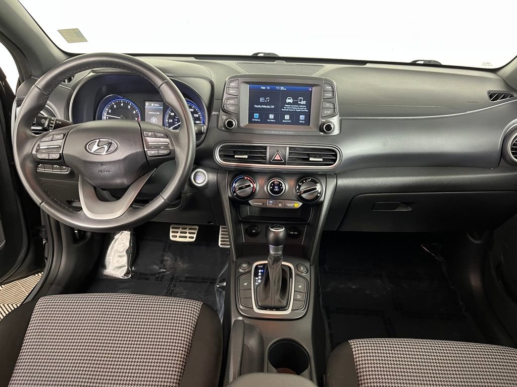 Used 2021 Hyundai Kona Night image 18