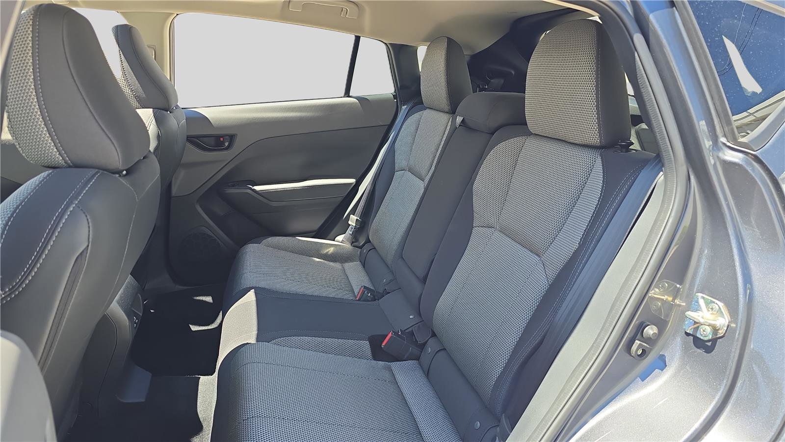 Used 2024 Subaru Crosstrek 2.0i Premium AWD/4WD image 18