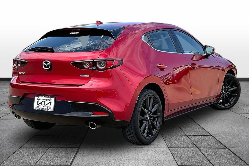 Used 2020 MAZDA MAZDA3 Hatchback w/ Premium Package FWD image 13