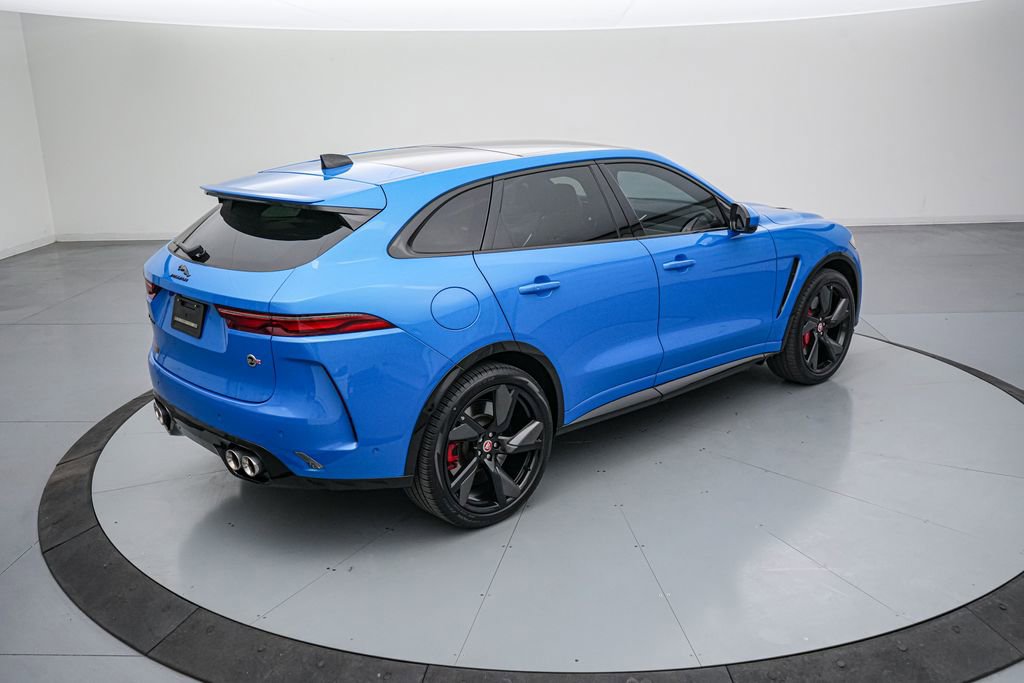 Used 2023 Jaguar F-PACE SVR AWD/4WD image 5
