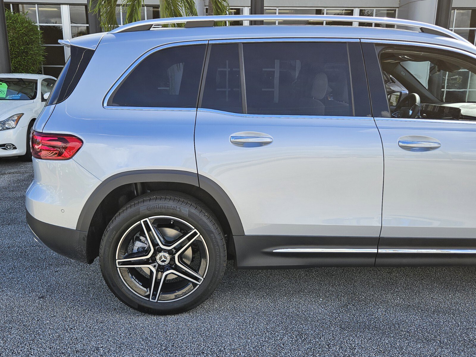 New 2026 Mercedes-Benz GLB 250 image 4