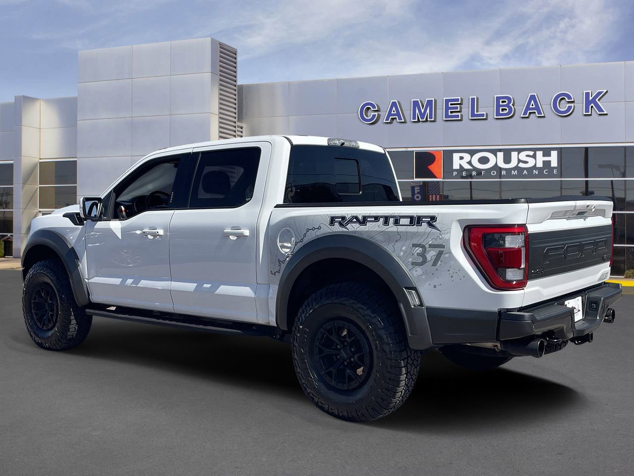 Used 2023 Ford F150 Raptor w/ Raptor 37 Performance Package AWD/4WD image 4