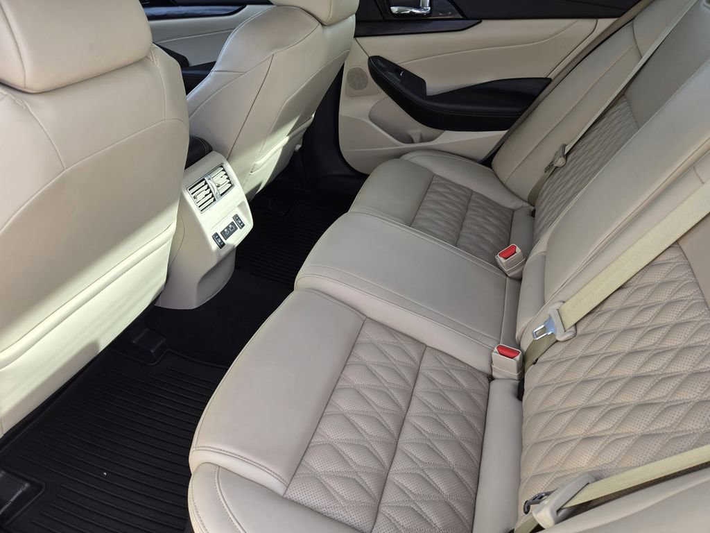 Used 2023 Nissan Maxima Platinum w/ Sport Mat Group image 30