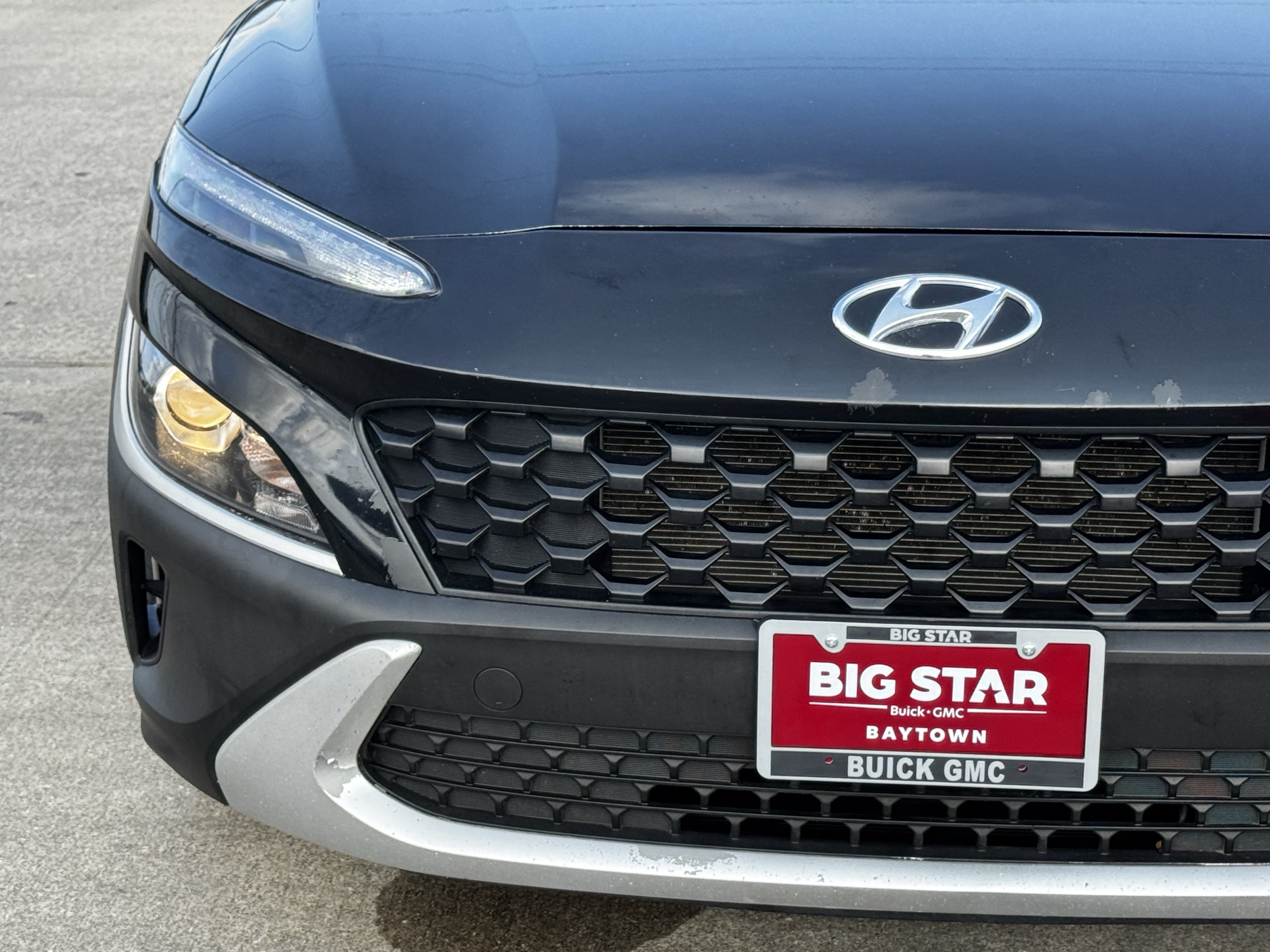Used 2023 Hyundai Kona SE AWD/4WD image 6