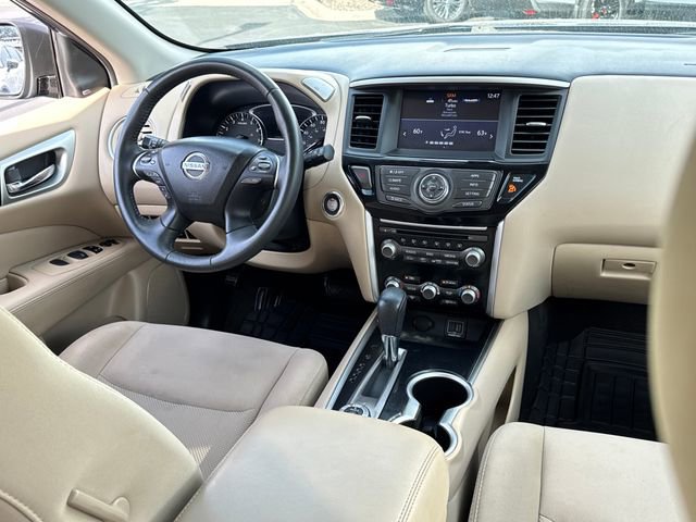 Used 2019 Nissan Pathfinder SV AWD/4WD image 24