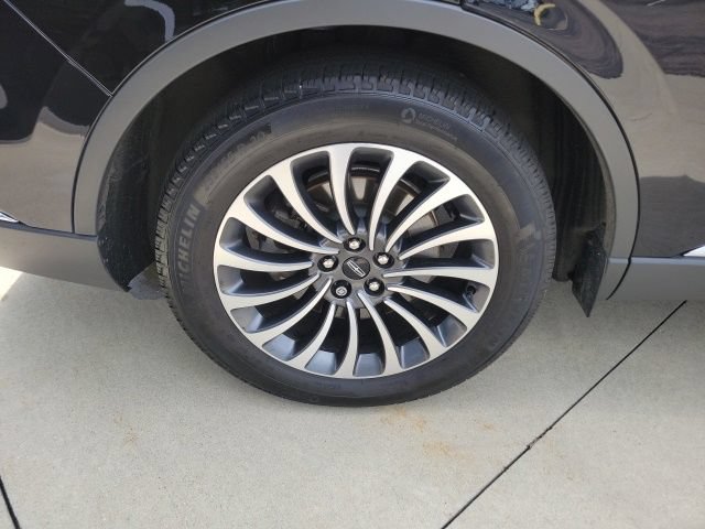 Certified 2023 Lincoln Aviator Reserve w/ Equipment Group 201A AWD/4WD image 17