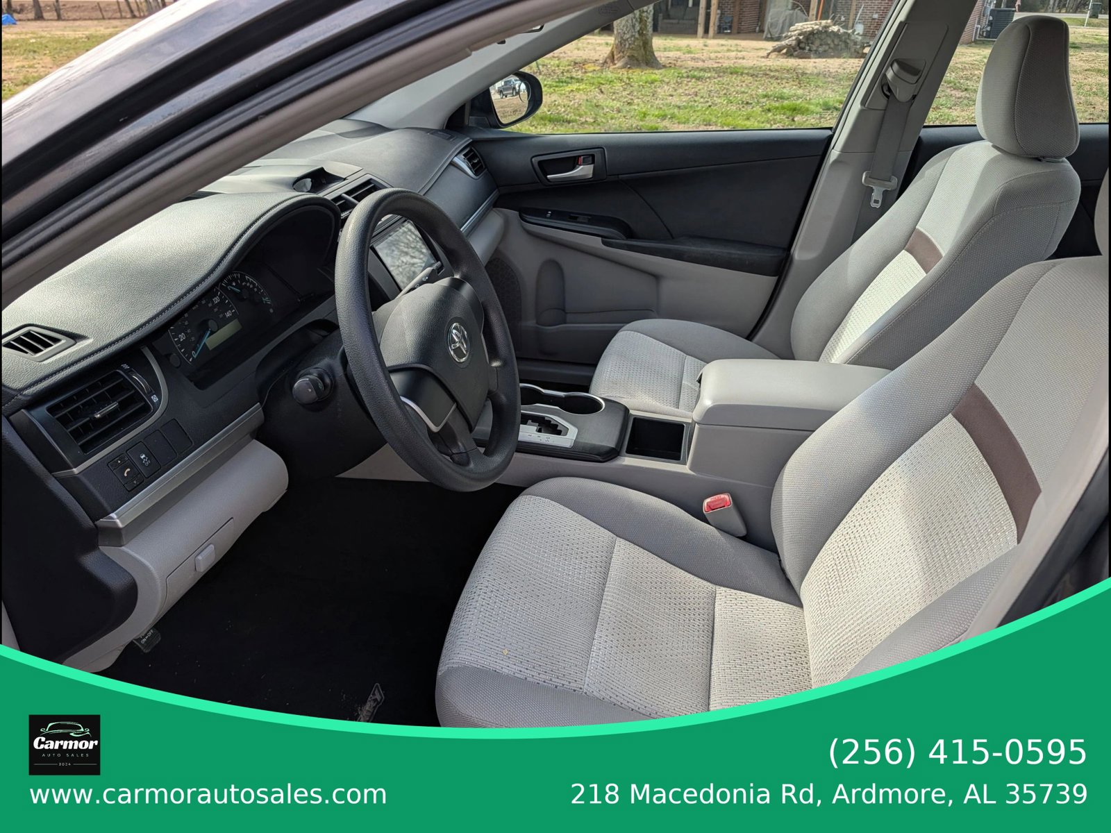 Used 2012 Toyota Camry L image 5