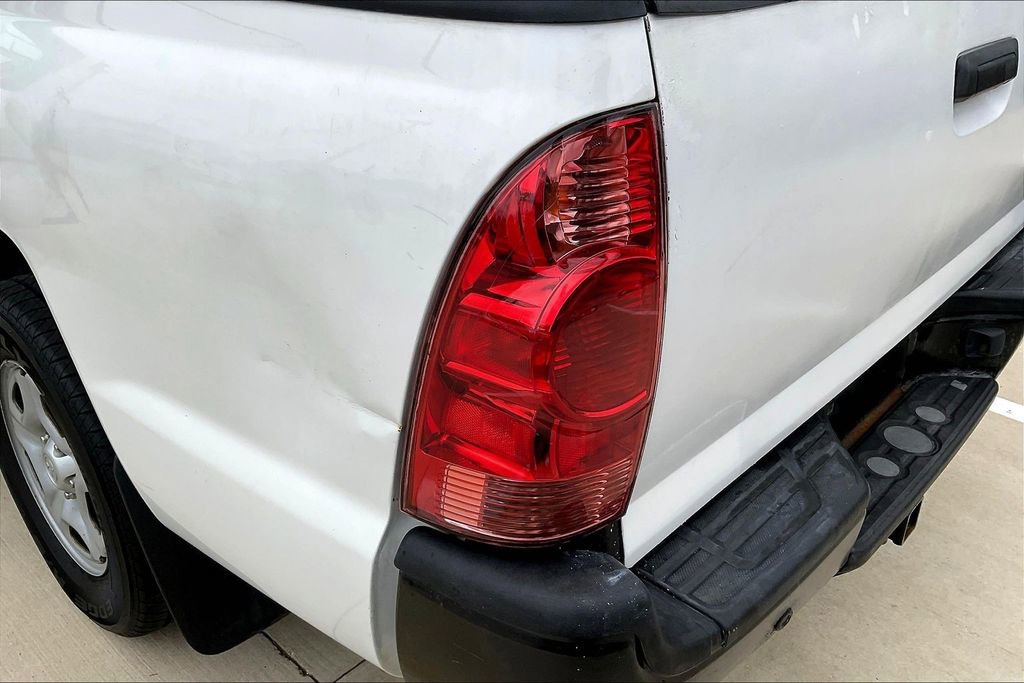 Used 2015 Toyota Tacoma 2WD Access Cab image 24