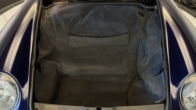 Used 1996 Porsche 911 Cabriolet image 34