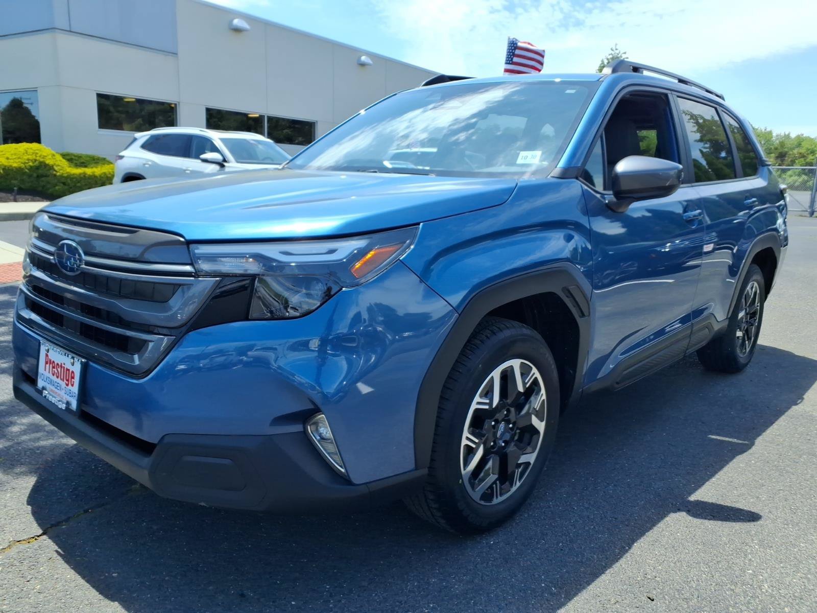 Certified 2025 Subaru Forester Premium AWD/4WD image 5