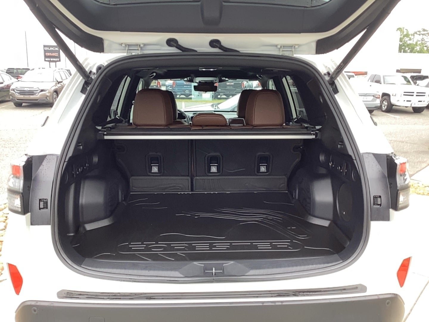 Used 2026 Subaru Forester Touring AWD/4WD image 9
