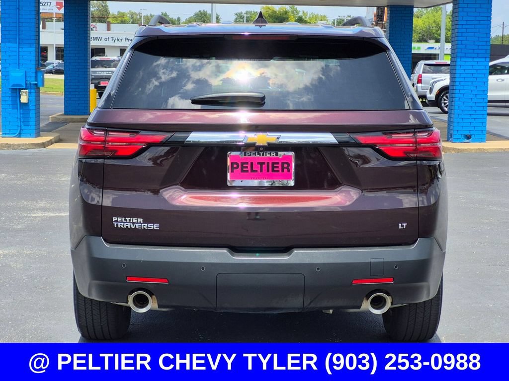 Used 2023 Chevrolet Traverse LT FWD image 5