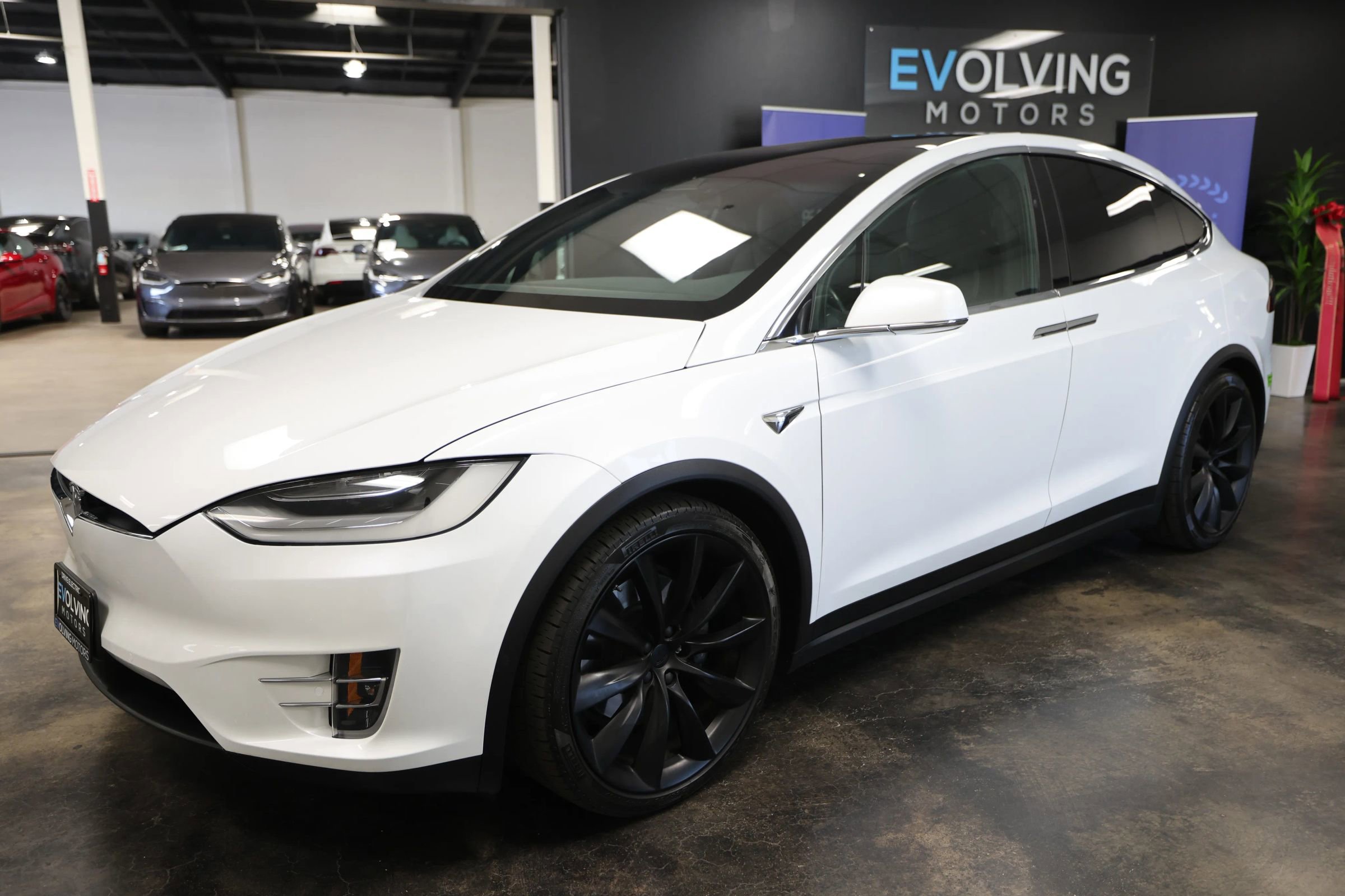 Used 2020 Tesla Model X Long Range AWD/4WD image 6