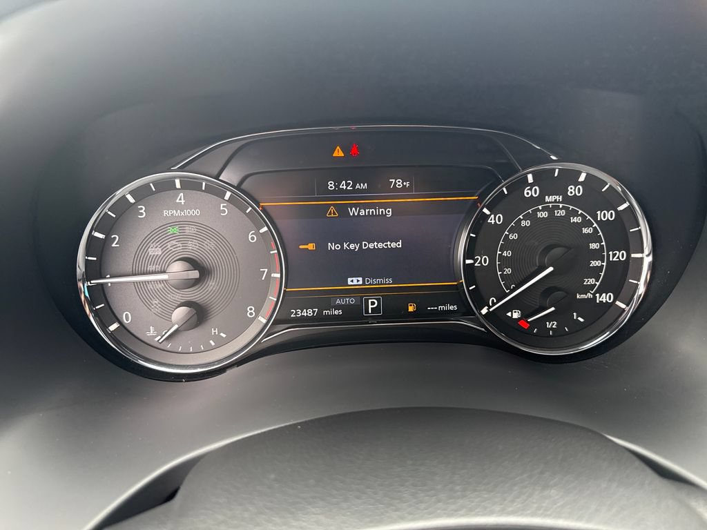 Used 2024 INFINITI QX80 Sensory w/ Cargo Package AWD/4WD image 19