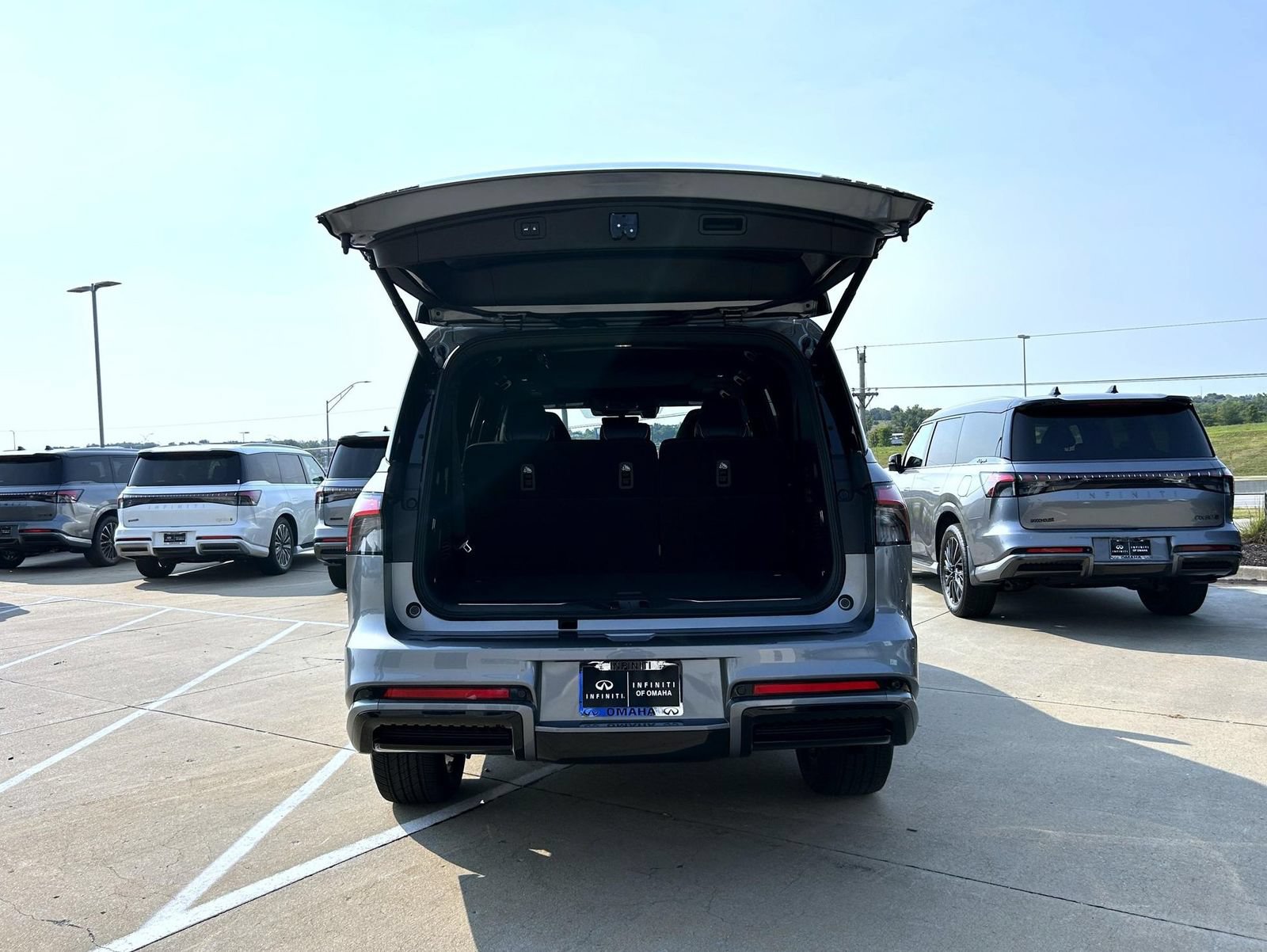 New 2027 INFINITI QX80 Sensory AWD/4WD image 23