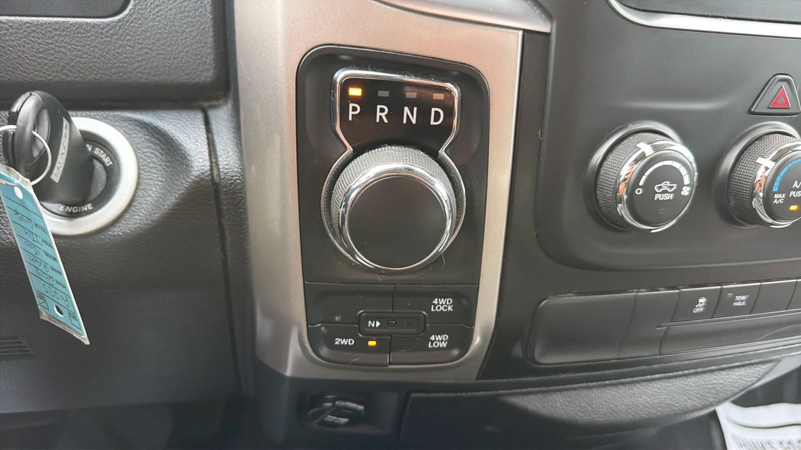 Used 2018 RAM 1500 Classic SLT AWD/4WD image 27