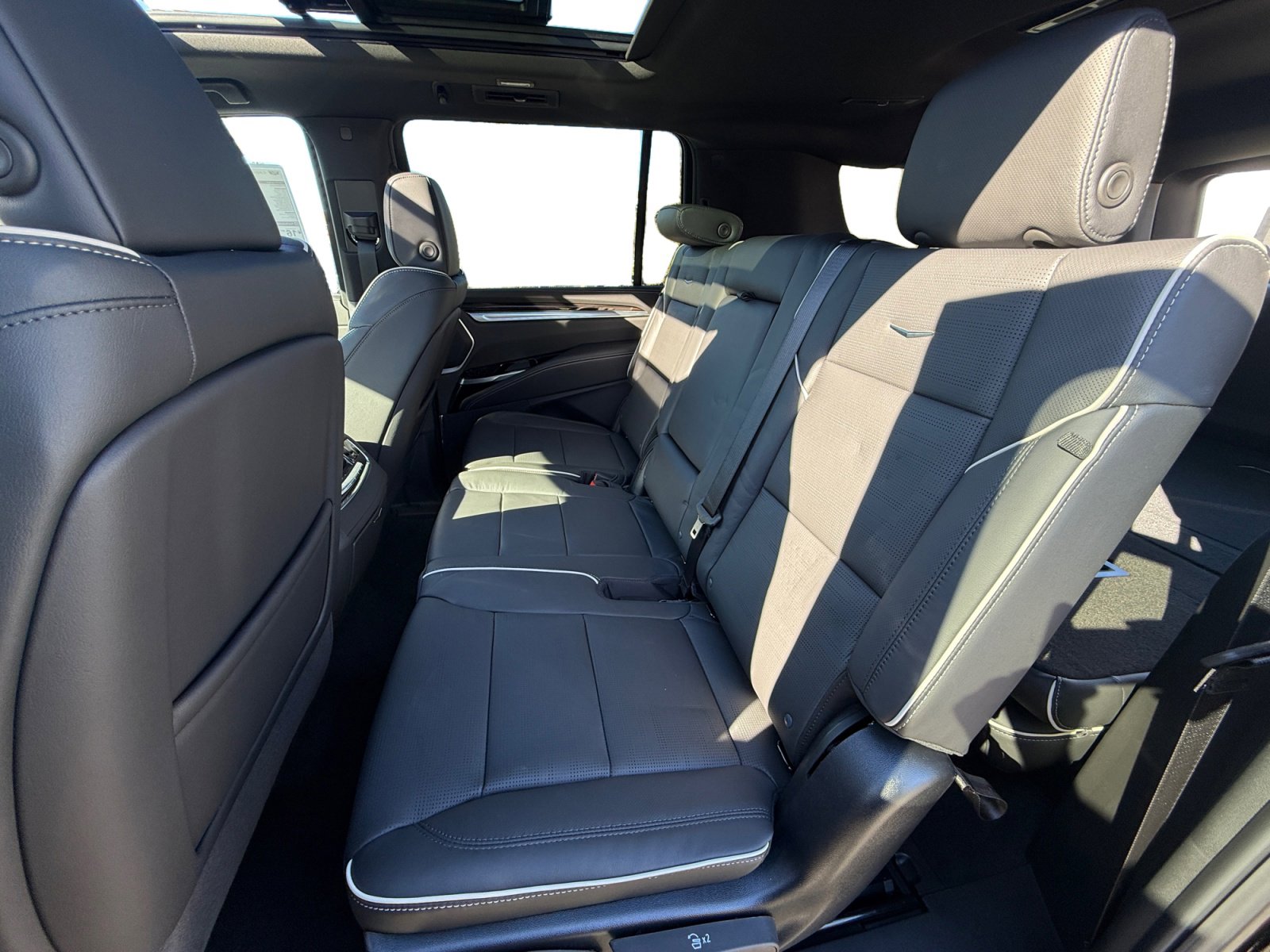 New 2026 Cadillac Escalade ESV Luxury w/ Touring Package image 16