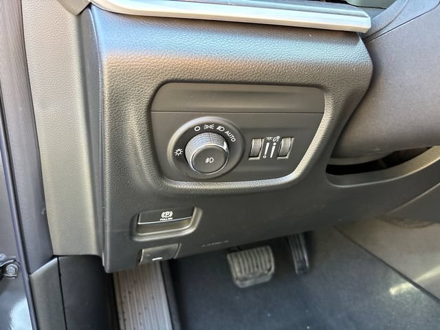 New 2026 Jeep Grand Cherokee Limited AWD/4WD image 17