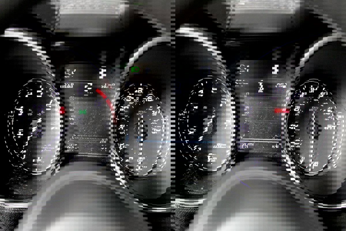 Used 2023 Alfa Romeo Stelvio Veloce image 8