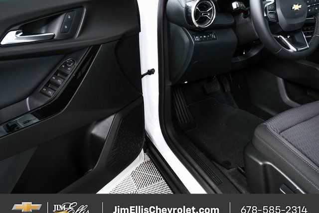 New 2026 Chevrolet Equinox LT image 7