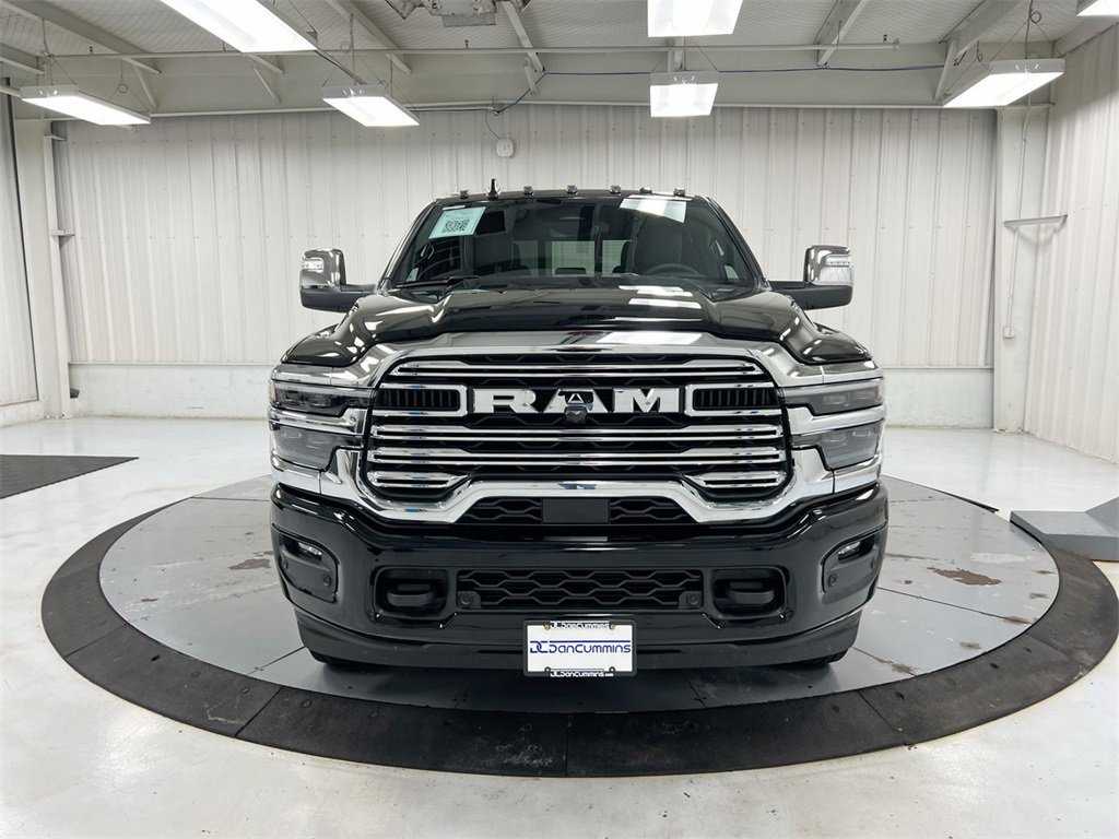 Used 2025 RAM 3500 Laramie image 2